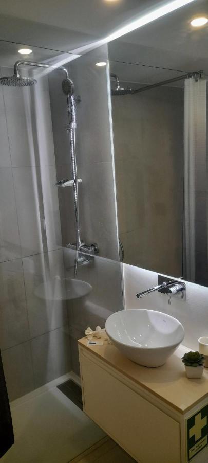 Light Brown Central Apartment アヴェイロ エクステリア 写真