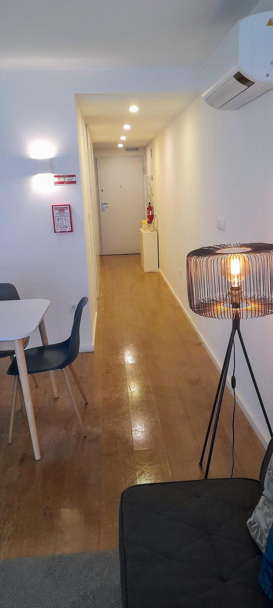 Light Brown Central Apartment アヴェイロ エクステリア 写真